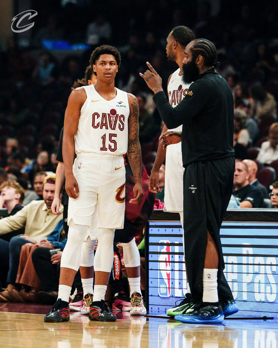 面授机宜[doge]得到哈登指导的托马斯，未来如何？#克利夫兰骑士##骑士##nba##哈登#​