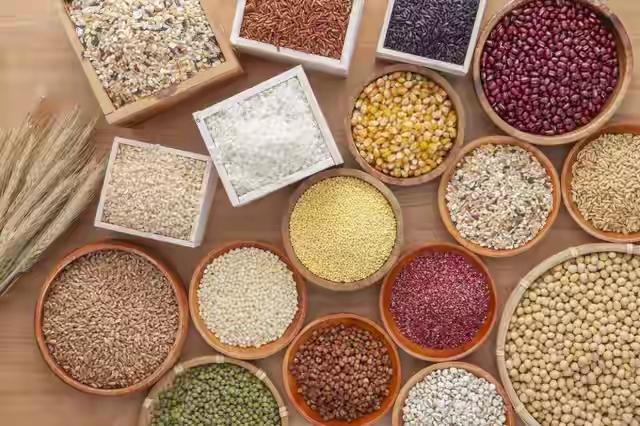 谁是心源性猝死头号推手心源性猝死的头号推手，我觉得非不良生活习惯莫属。就说熬夜