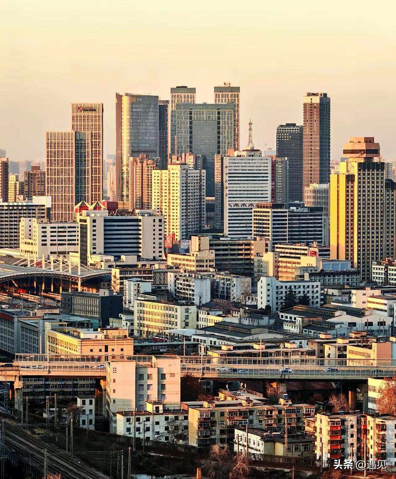 为什么我依然坚定的看好楼市？有人说我们国家的房子已经很多了，楼市的未来只能是继