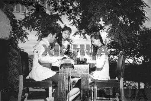 说到87版红楼梦，好多人只知道演员集中起来培训了很久，但是培训的内容和深度可能超