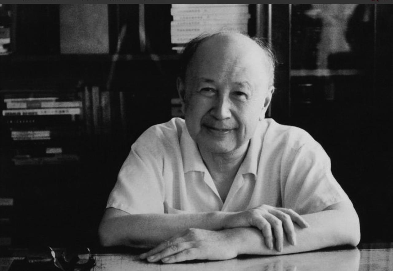 1956年，聂荣臻让秘书给钱学森配辆车，秘书却挑了一辆天蓝色轿车，聂荣臻顿时气坏