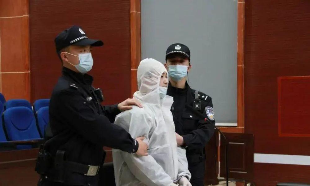 8月20日，人民法院的一起案例让人看的浑身颤抖，真的不能想到怎么会有这样的人，行