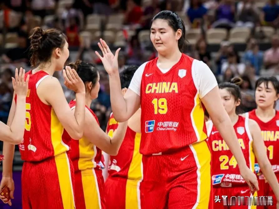 张子宇前景不容可观！据多方媒体报道:张子宇因为合同薪资待遇问题错过了WCBA