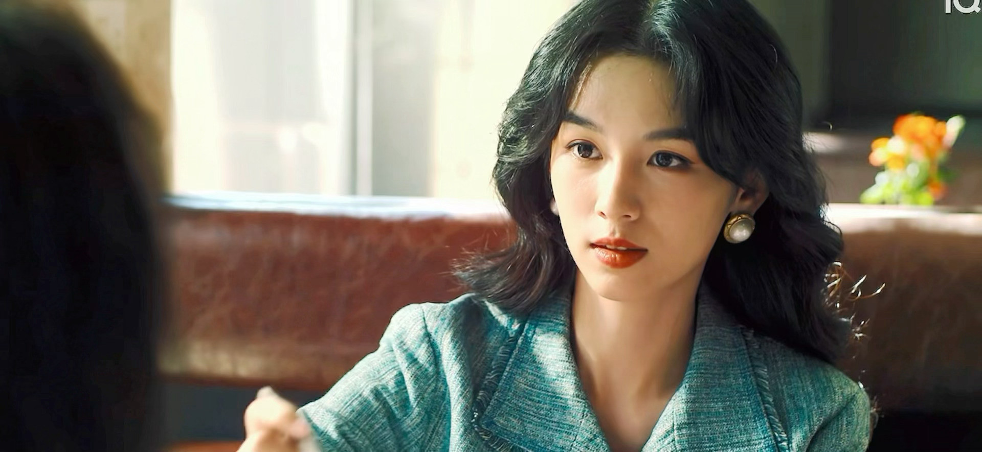 夏晓兰的耳环消失术有🔥谁来懂一下每集高端大气的耳环配上我兰姐这张明艳大方的脸蛋