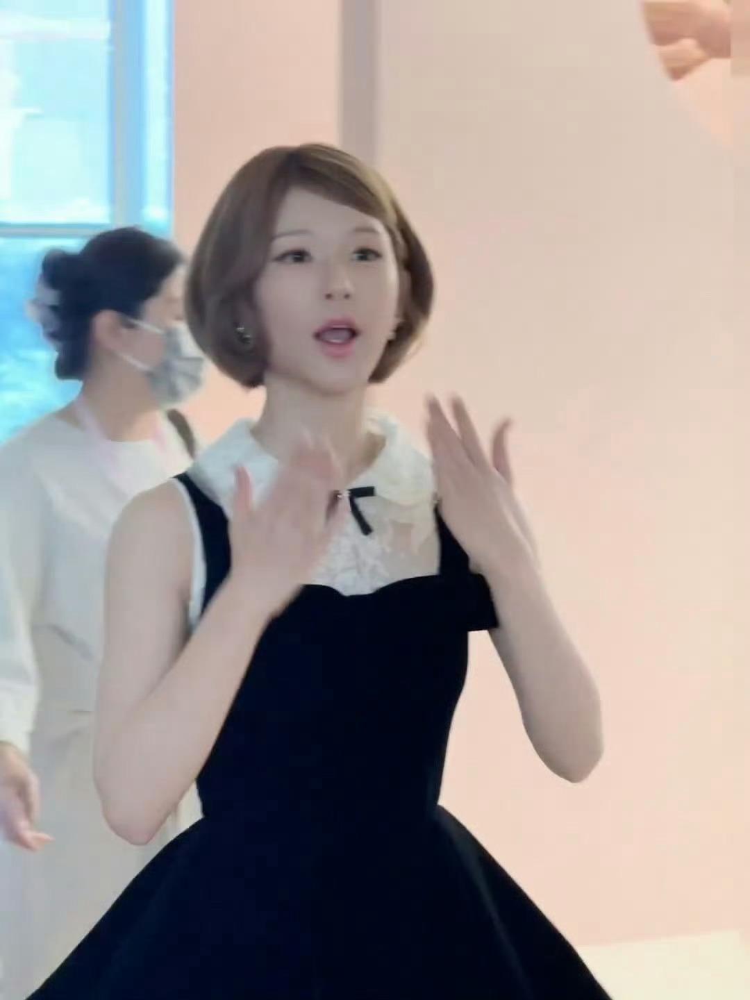 现在不流行女性自我“物化”“萌化”了​​​
