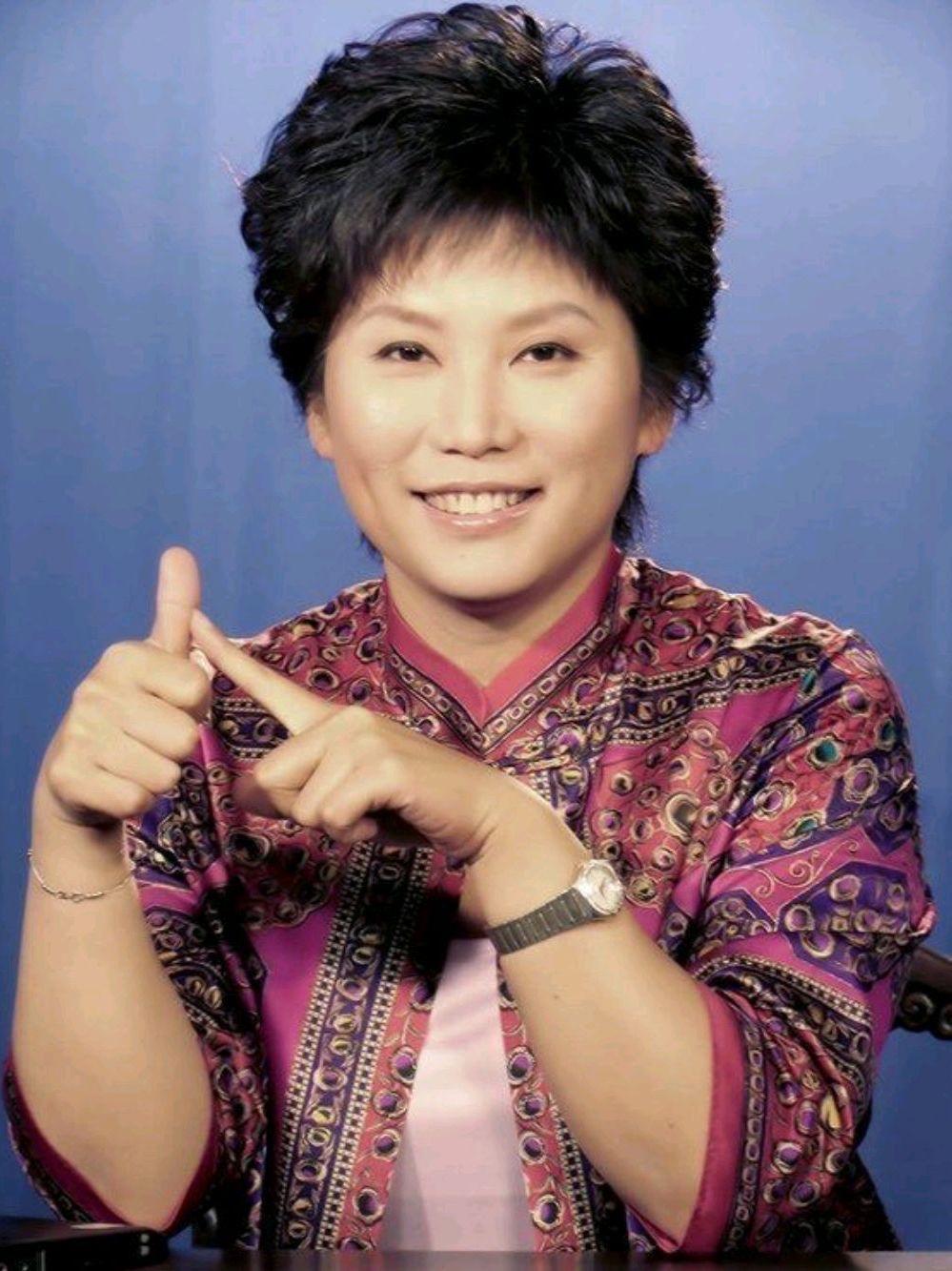 北京中医药大学副教授曲黎敏语出惊人，她说：“男人只要老伴一死了，不出一个礼拜，他