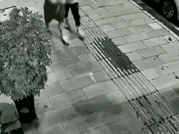 最后他死了吗？如果没死，那就有点遗憾了