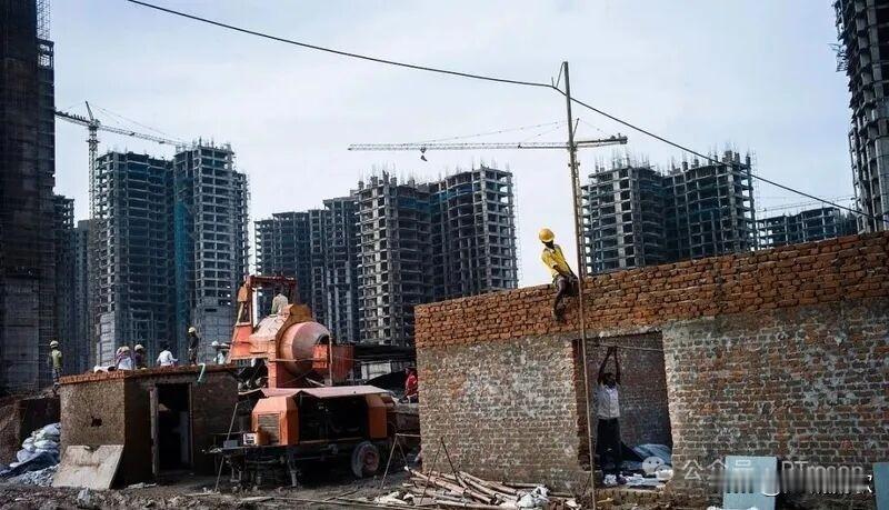 请接住这波泼天富贵吧，房地产的春天来了！看看这政策，一个接一个密集出台，都共同