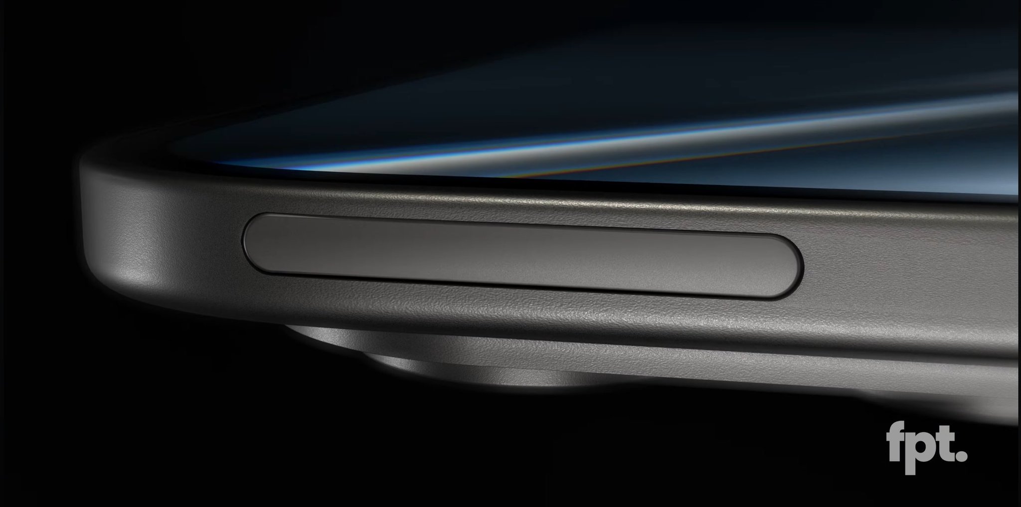 苹果最贵手机要来了传了这么多年的苹果大折叠，今年终于要上了。不出意外的话，首发