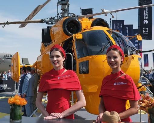 苏-57战斗机和Ka-52直升机参加了迪拜航展的飞行项目。迪拜航空展是民用和