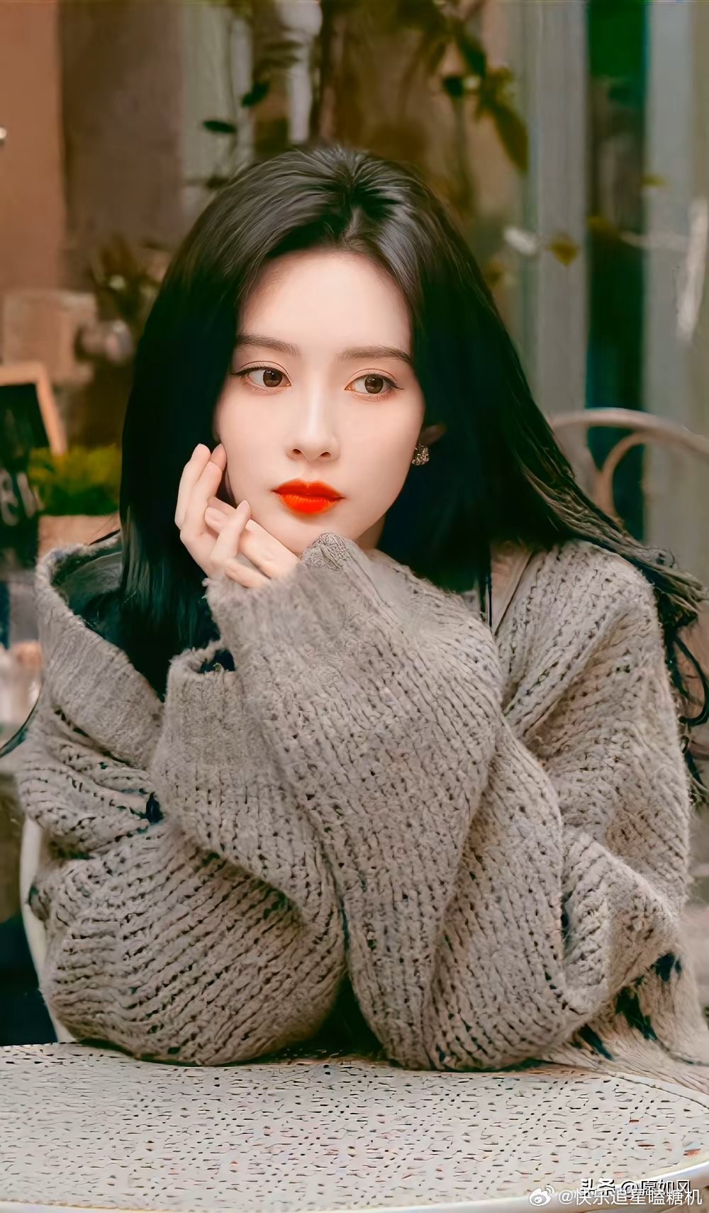 话说影视寒冬完全寒不到孟子义《九重紫》后资源飞升，明明她的剧同质化严重孟子义其实