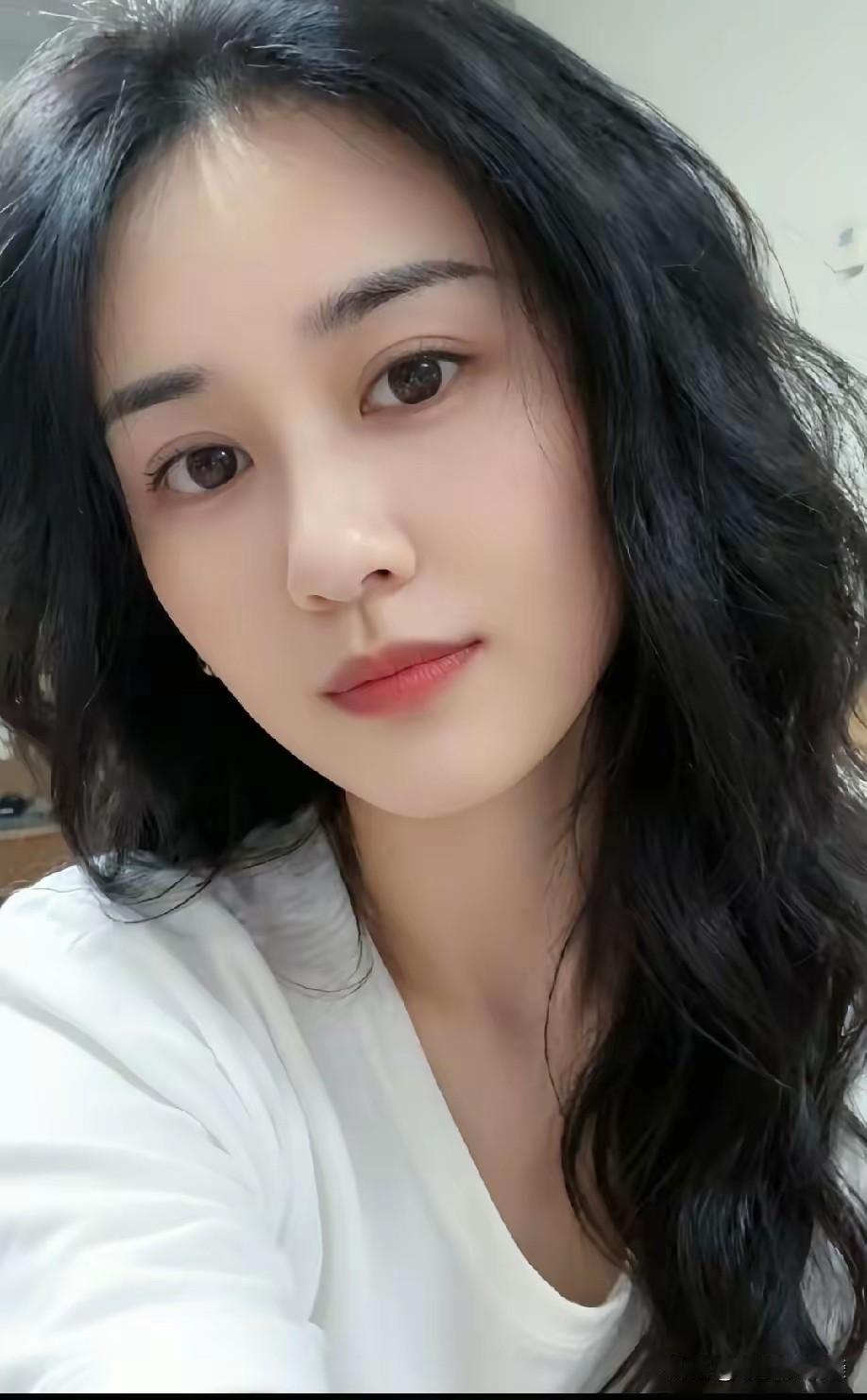近读《金瓶梅》，有句歇后语很有意思。绿豆脱皮儿——青退，绿豆皮去了即“青褪”，青