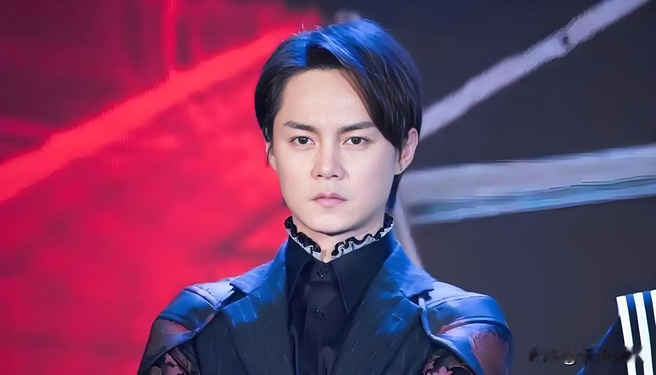 演员尹正发文道歉，苏醒、于正等明星力挺，广大粉丝也表示支持！6月9日，尹正在