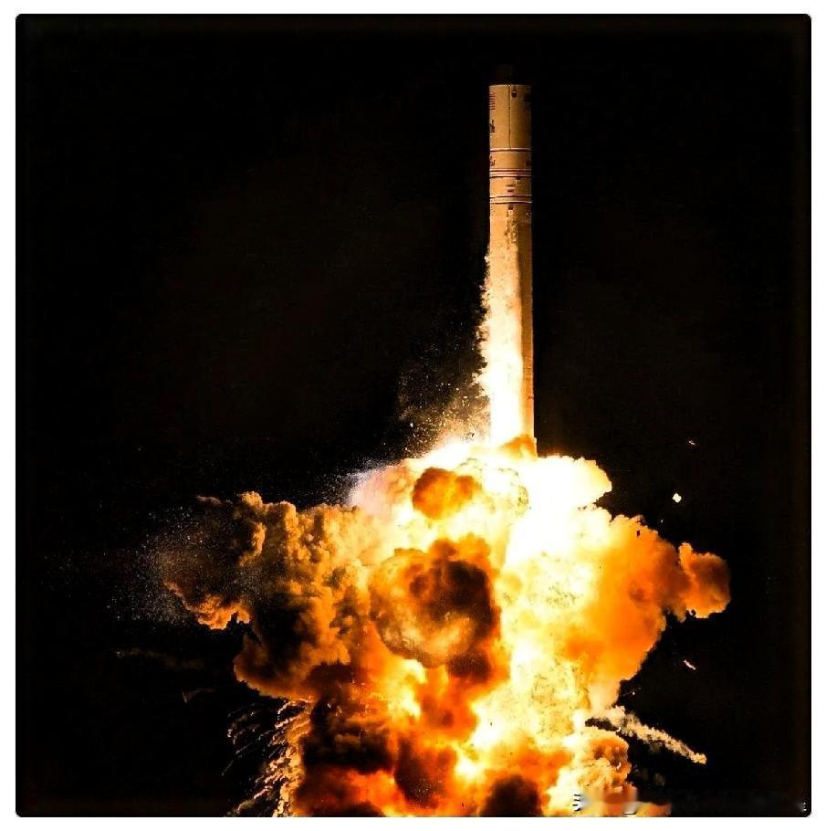 西昌和酒泉，24小时内，火箭接连砸了。都说航天是高精尖，可今天这一幕，岂不是把