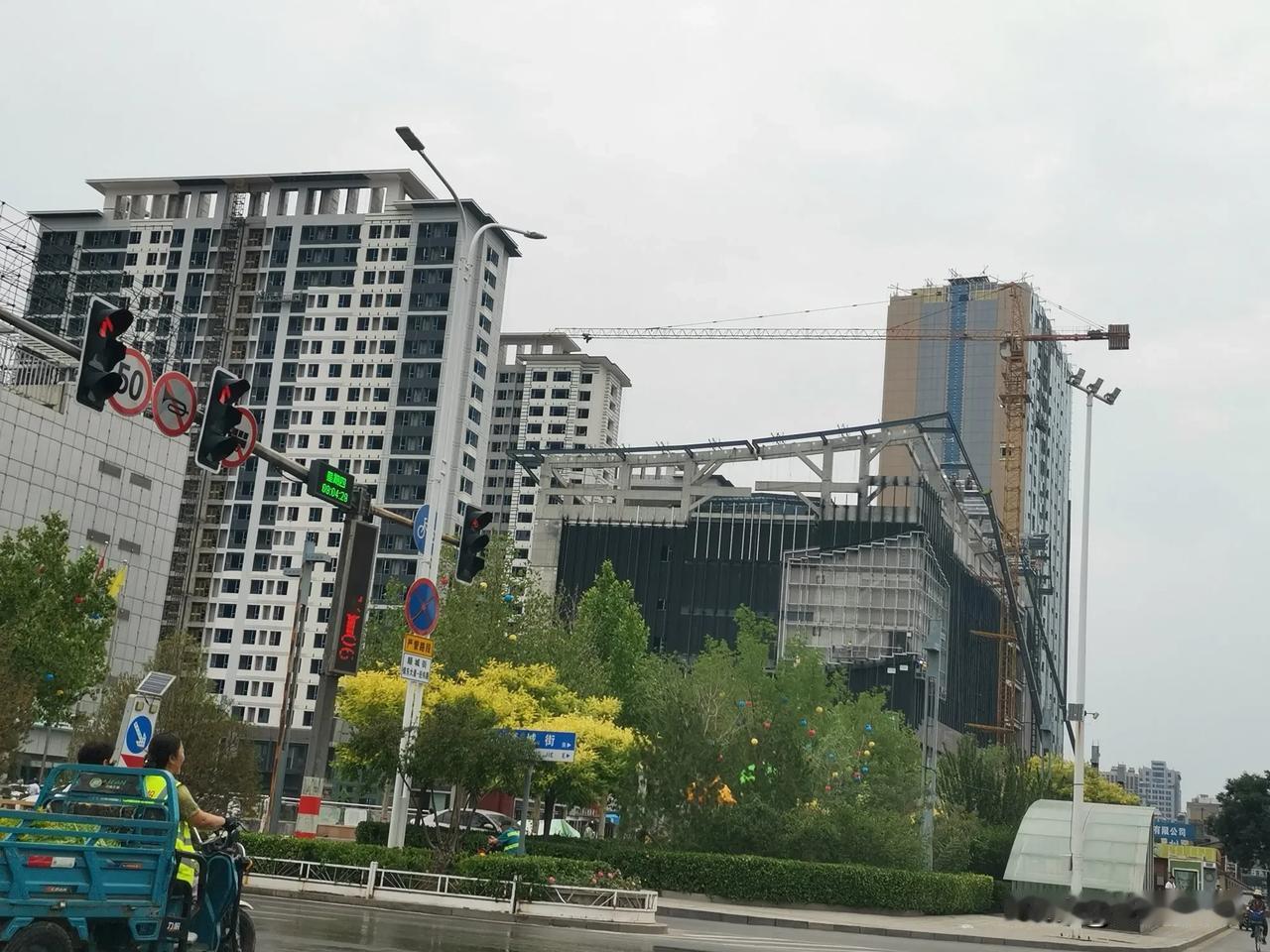 房价为啥会比成本价高出许多，原来还有这些费用是大家不知道的，都是要算到房价里面的