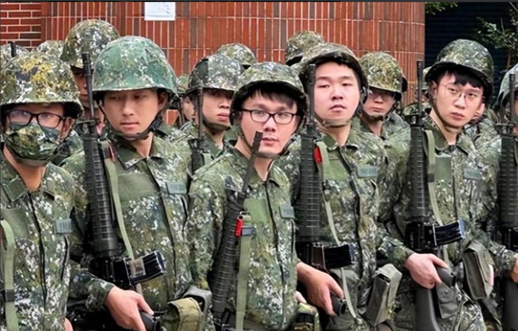 金门驻军将领不小心透露：一旦因“台独”爆发战争，金门部队会躲进山洞或率先起义！而