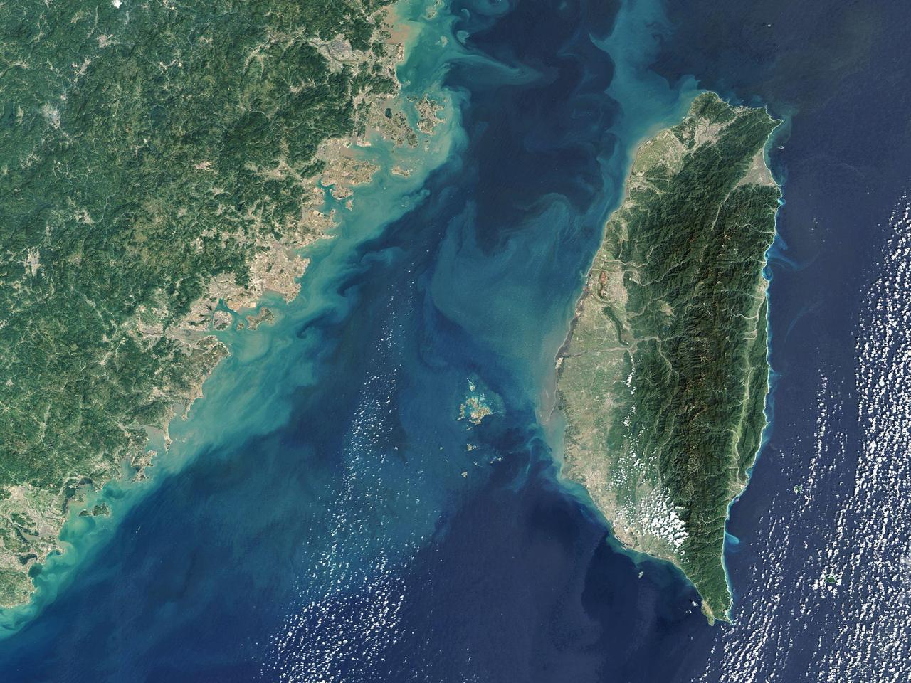 台海有变，岛内专家直说了，美胆敢军事介入，战场将推到美家门口 美军若想介入台