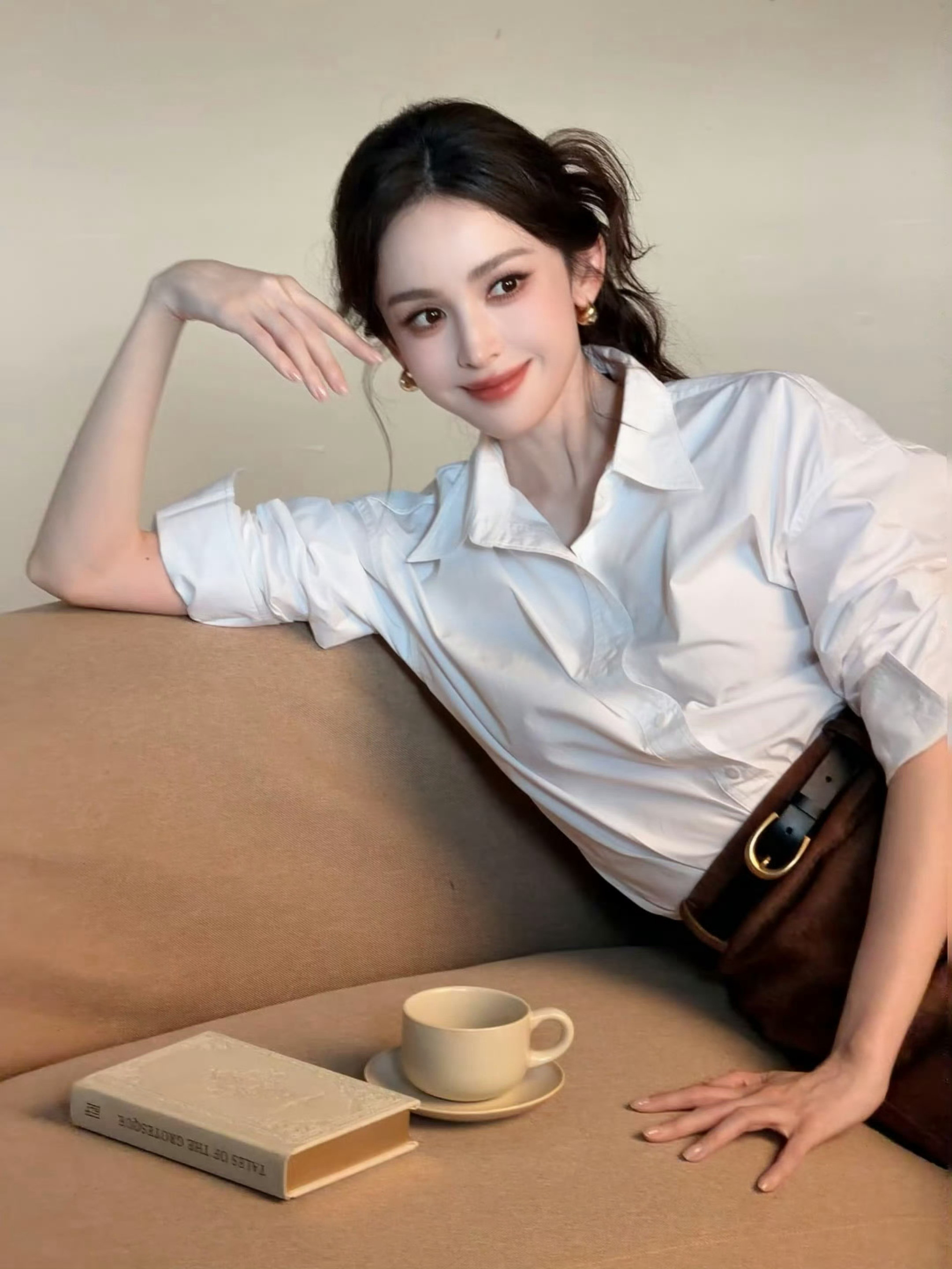 古力娜扎好优美的线条