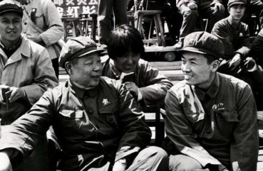 1969年，周总理叫醒正在休息的毛主席：“主席苏联打我们了！”毛主席闻言瞬间清醒