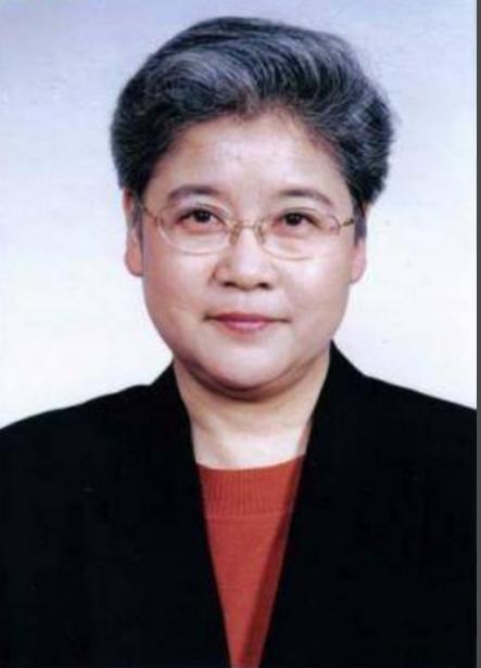 1977年9月，唐闻生被下放到“五七干校”劳动，从此她远离了工作多年的外交系统。