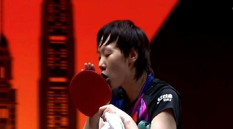 决赛要看的不是输赢，是“升级后的铜墙铁壁”与“贴着网线的匕首”谁能先凿穿对方。