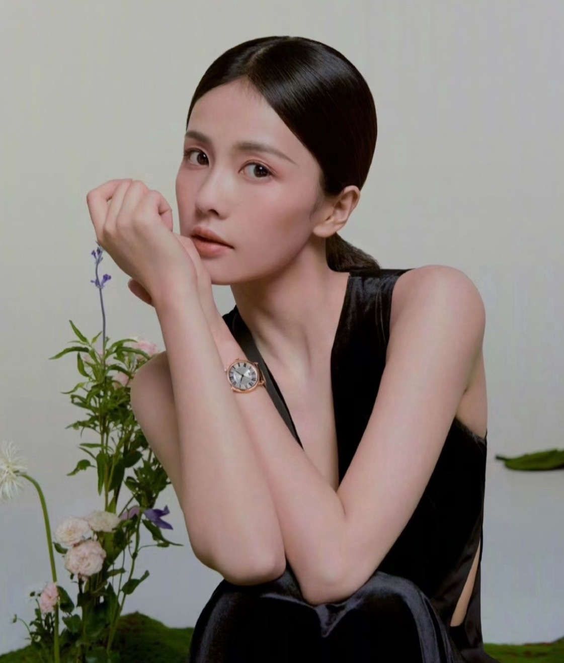 白鹿这大光明造型真是够土的