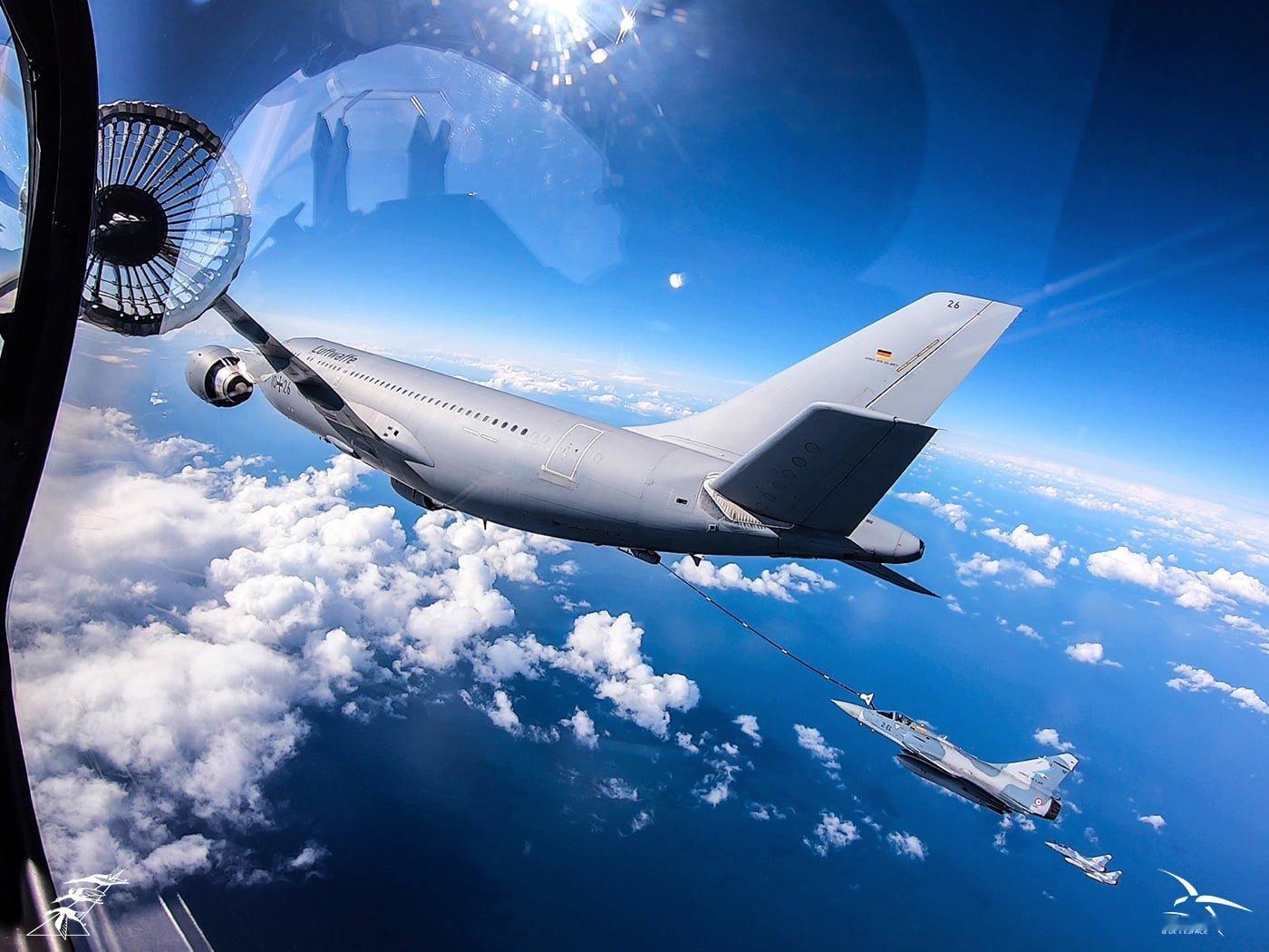 今日幻影午安加油｜空对空摄影法国空天军（AAE）EC1/2“鹳”中队幻影20