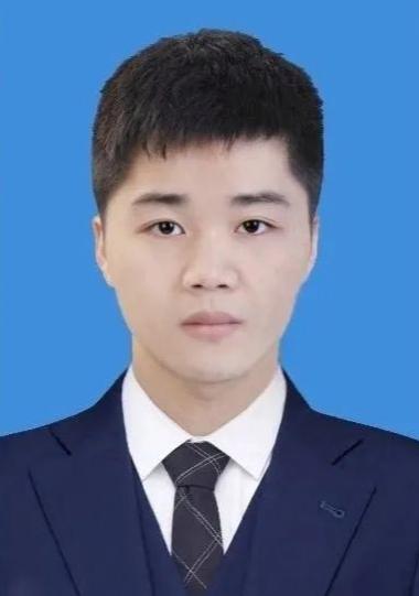 冯磊，西南大学超级学霸，南洋理工大学博士，25周岁成为国内985高校的博导，正高