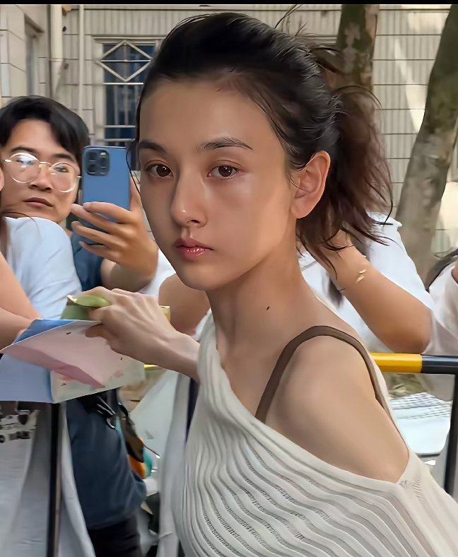 宋祖儿恐怕压根就不晓得什么是容貌焦虑
