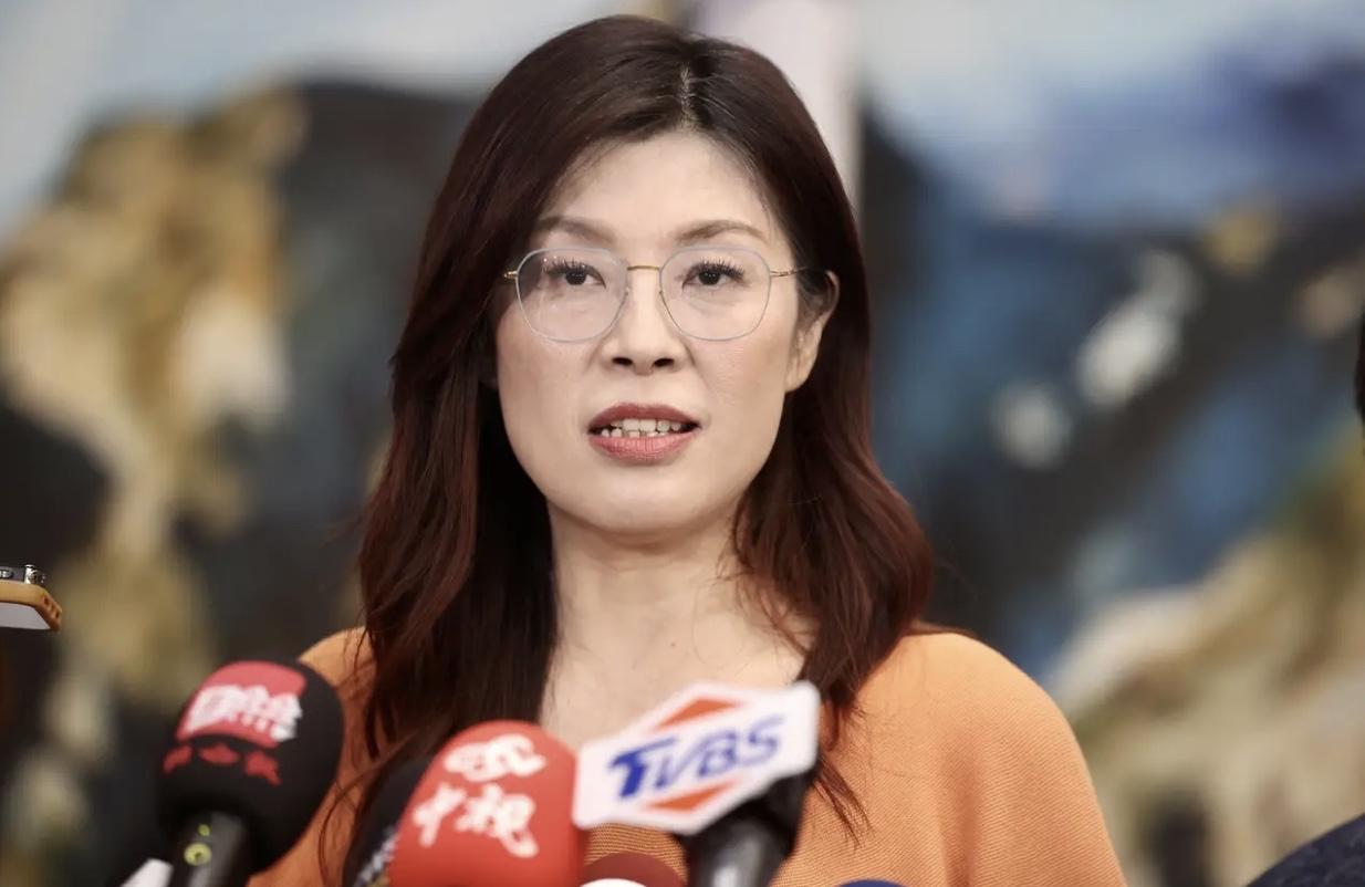 国民党新主席郑丽文放话