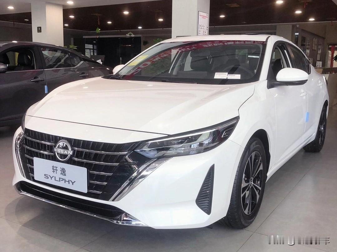 日产新轩逸和伊兰特怎么选择？个人认为选择伊兰特，伊兰特和轩逸都是CVT变速箱