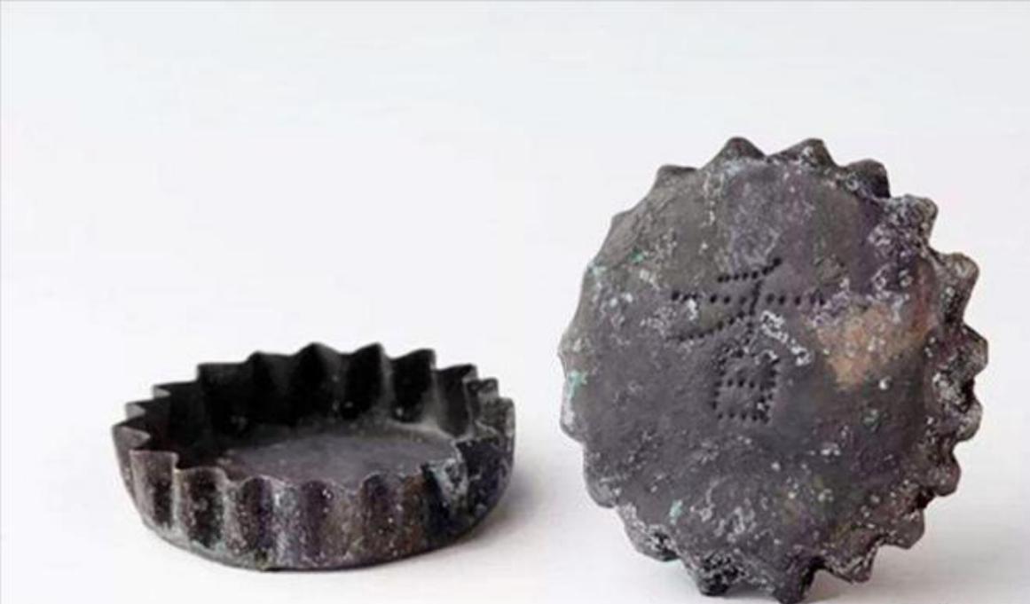 2007年6月，上海市嘉定一处工地发生了怪事，500吨压力的打桩机竟然打不进地面