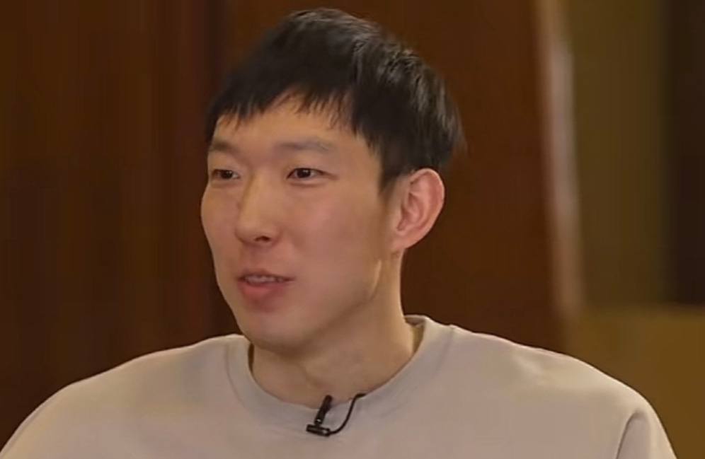 周琦提醒中国男篮注意陈盈骏：“他是球队的箭头人物，他真正的威胁来自三分球，一定要