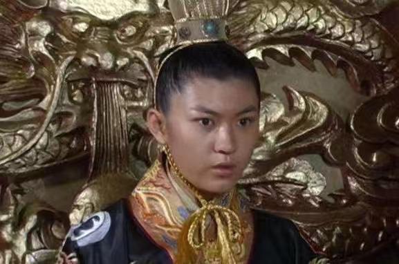 今日话题：小明王如果禅让了可以保命吗？？？网友甲：还有人觉得小明王提前禅让就