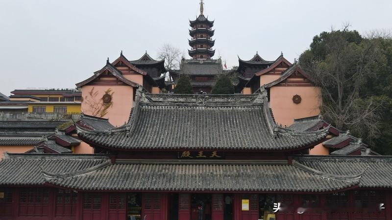 南朝四百八十寺之一被烧？假的最近网上疯传江苏张家港“南朝四百八十寺之一”被烧，