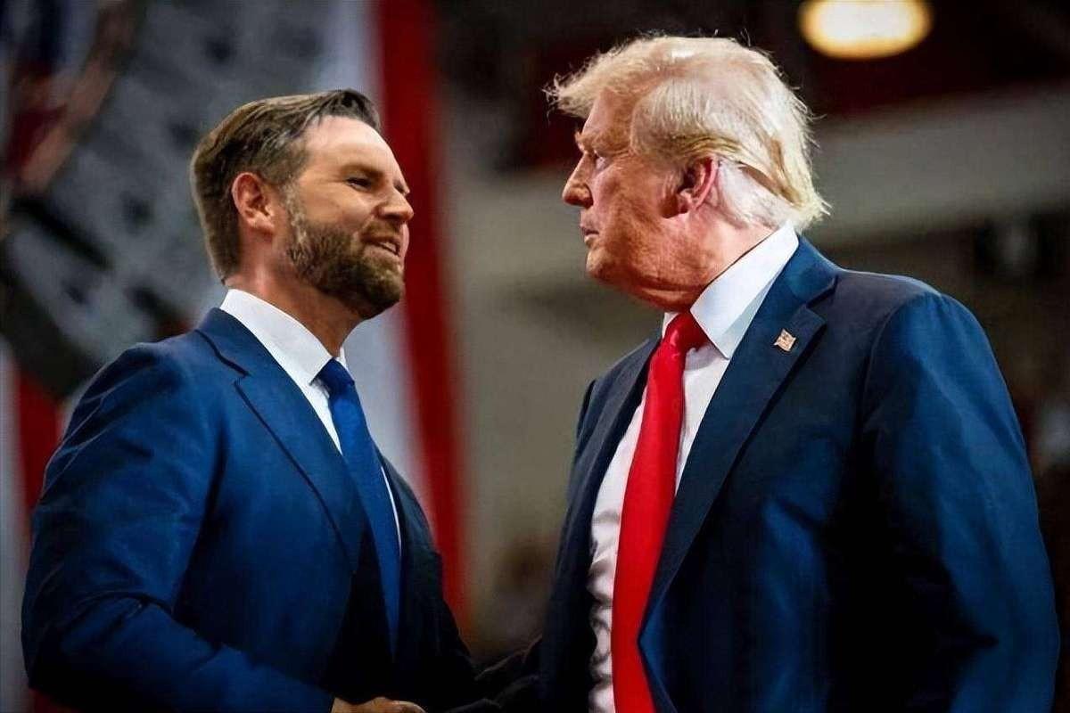 现在美国政客连装都不愿意装了。特朗普政府的副总统万斯最近说了句大实话，彻底撕下了