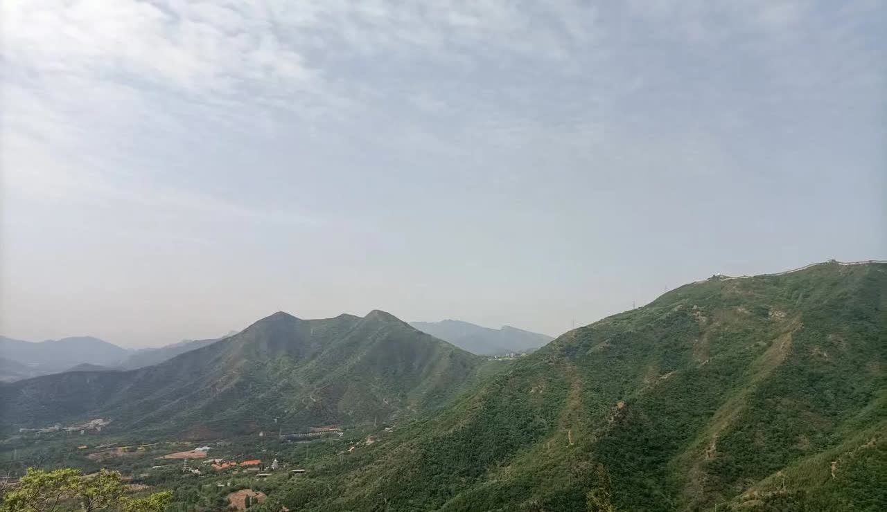 现在的孩子们高中毕业都考驾驶证，大学生高中生学车已经是普遍现象。昨天我们也跟