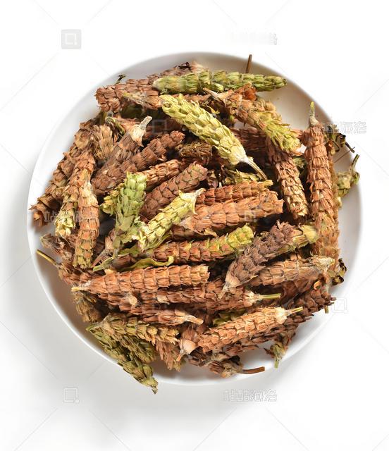 胆结石，多吃4种食物，助力结石排出大家好，我是中医林悦。胆结石如何更有效