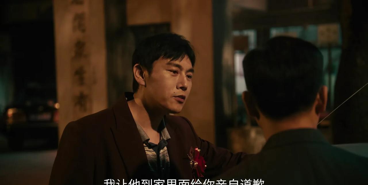 扫毒风暴:若卢少桦没有遇到重伤的老鬼，哪他因为走私货物被毒贩绑上冰毒的行为，在当