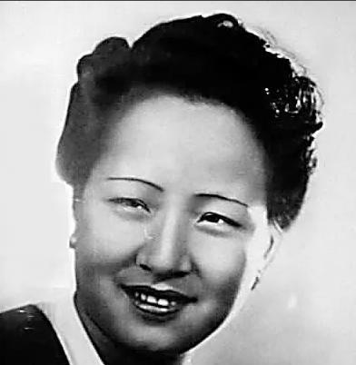 1943年5月，比利时爱国青年罗杰被德军判处绞刑，即使比利时国王出面求情也无济于