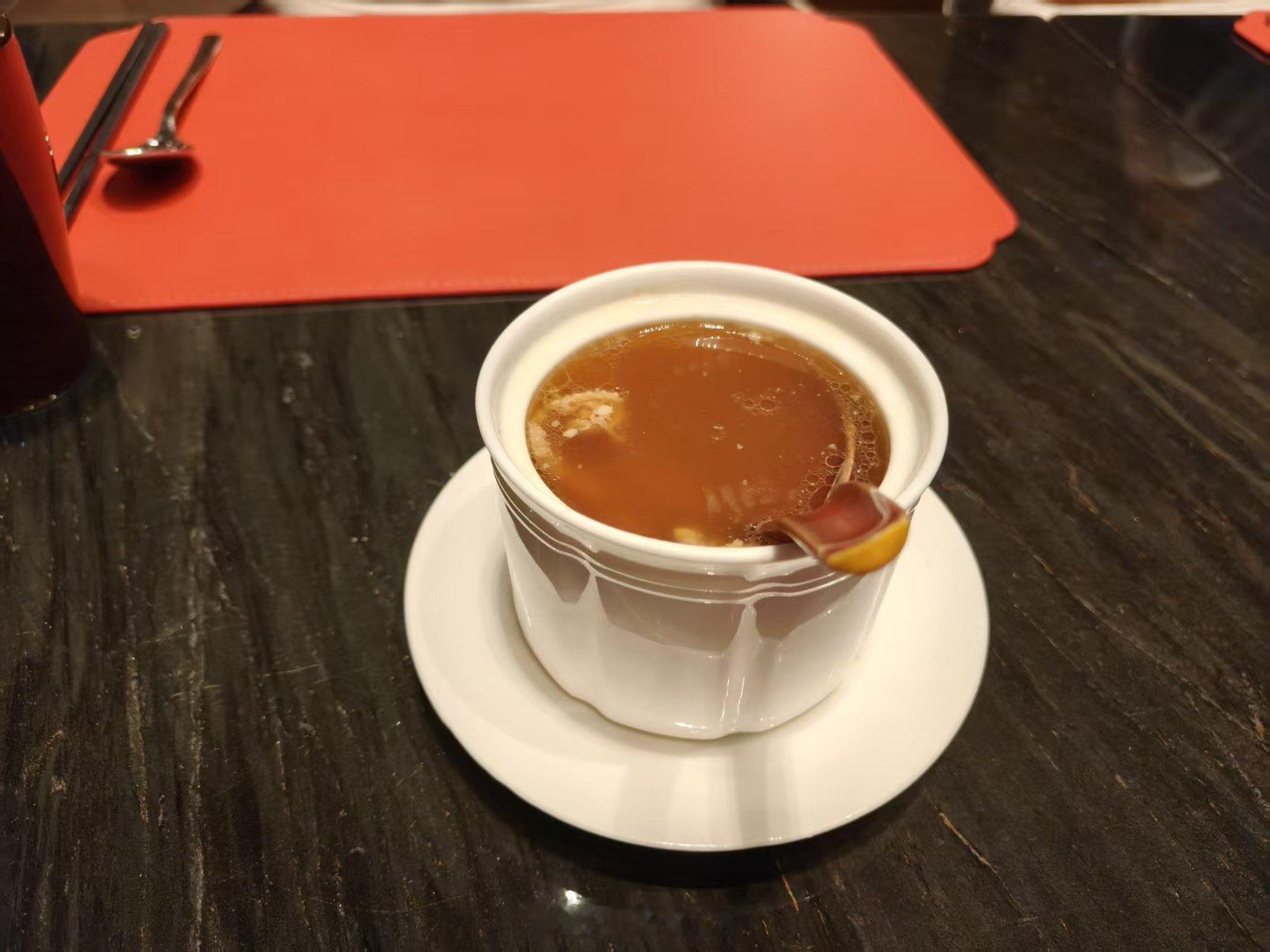 吃个晚餐，这也太香了吧。​​​