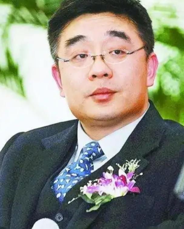 复旦大学钱文忠教授，撕开了中国社会当下最大的遮羞布，振聋发聩！他说：“我们的社会