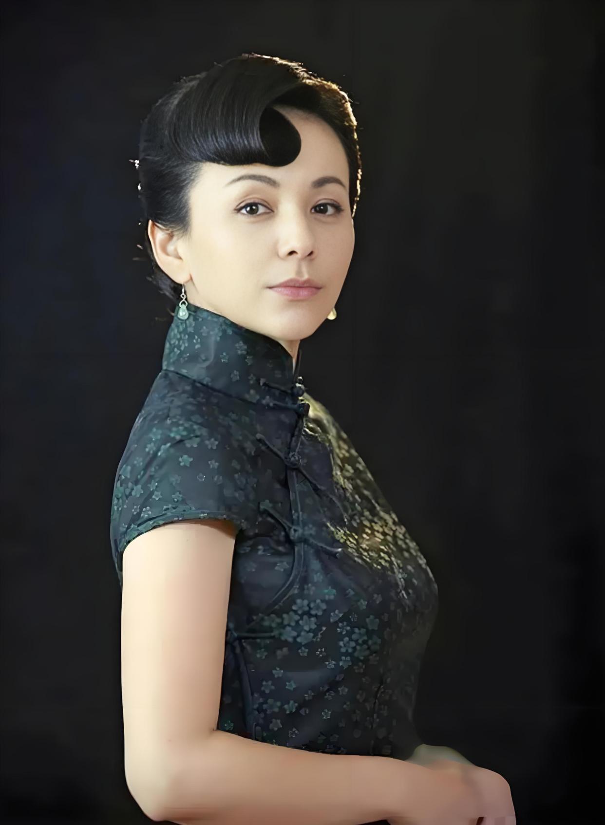 王琳说“很多女孩子拼命嫁给富豪，嫁给有钱人！可是富豪的钱是让你看的。不是让你花的