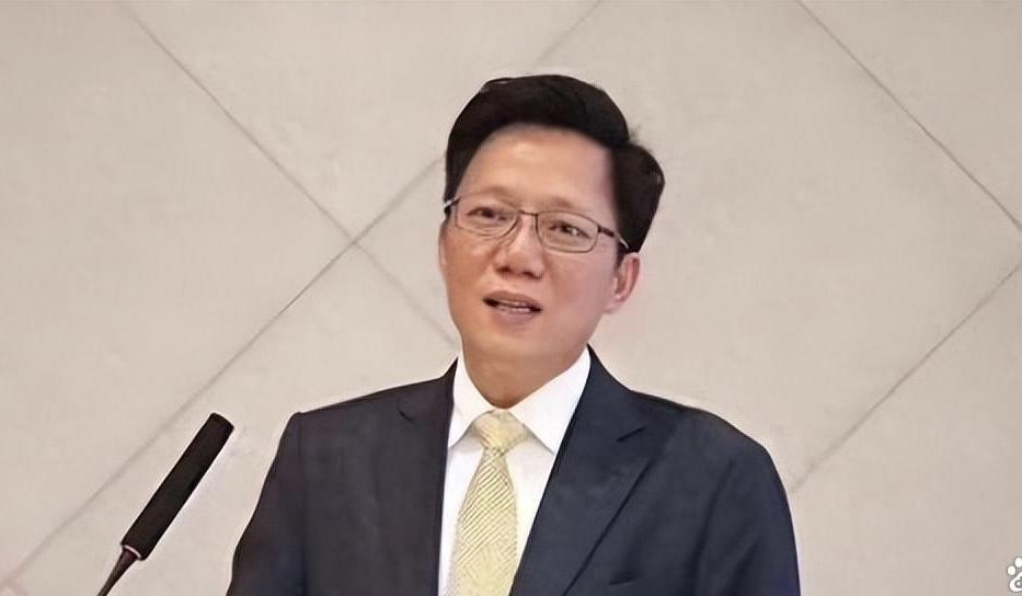 金科地产集团完成破产重整，创始人黄红云不再拥有控制权，成为这波地产破产潮中少数能