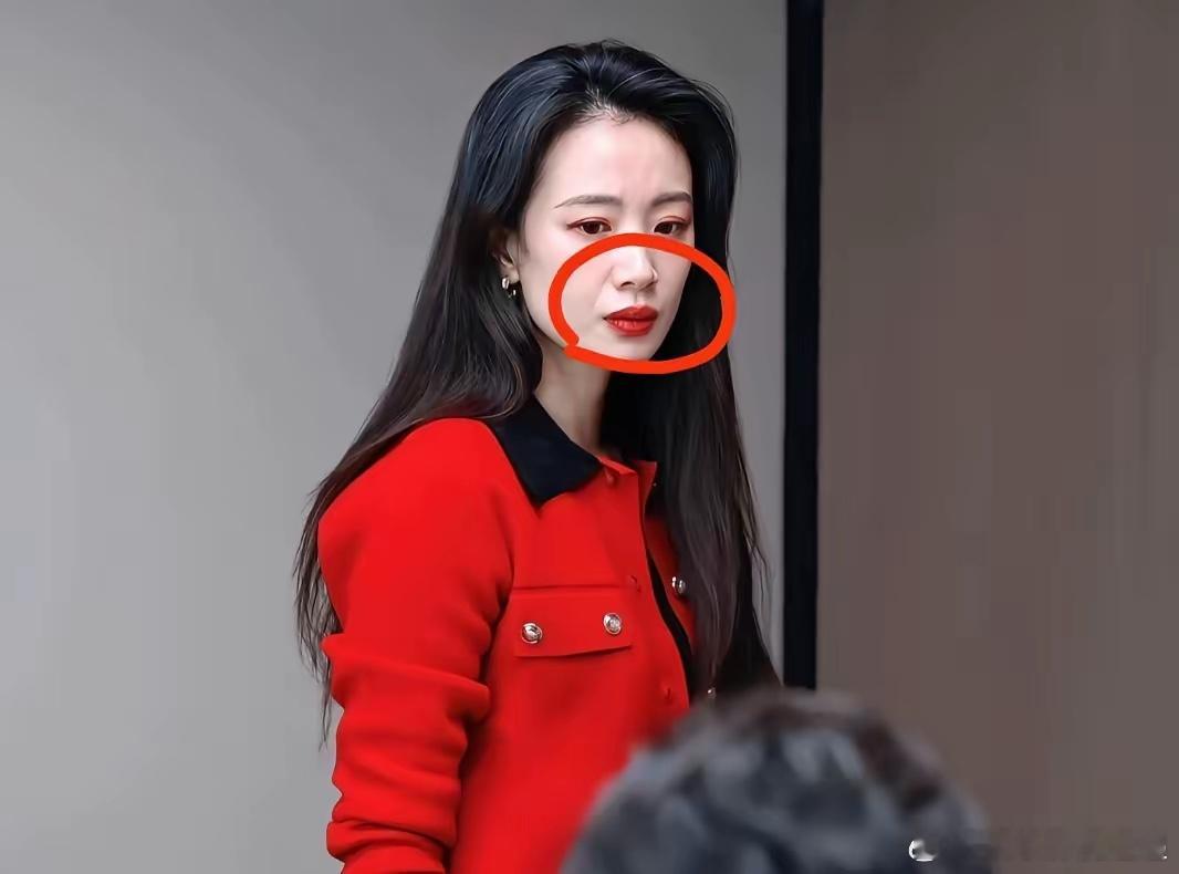 终于有网友指出来了，李梦演三姐的最大的问题，不是演技不好，也不是颜值拉胯，而是她