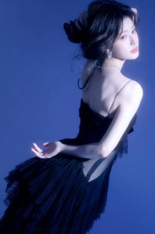  融化在镜头上的雪是幸福留下的泪