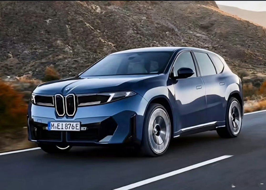 新一代BMWiX3官图发布，保留了很多概念车的元素大灯和中网融为一体，车身线条
