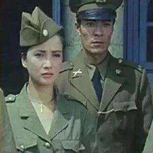 第一次发现刘威何晴他们也挺配的，男的高大有男人味，女的婉约很小女人，这大概是他们