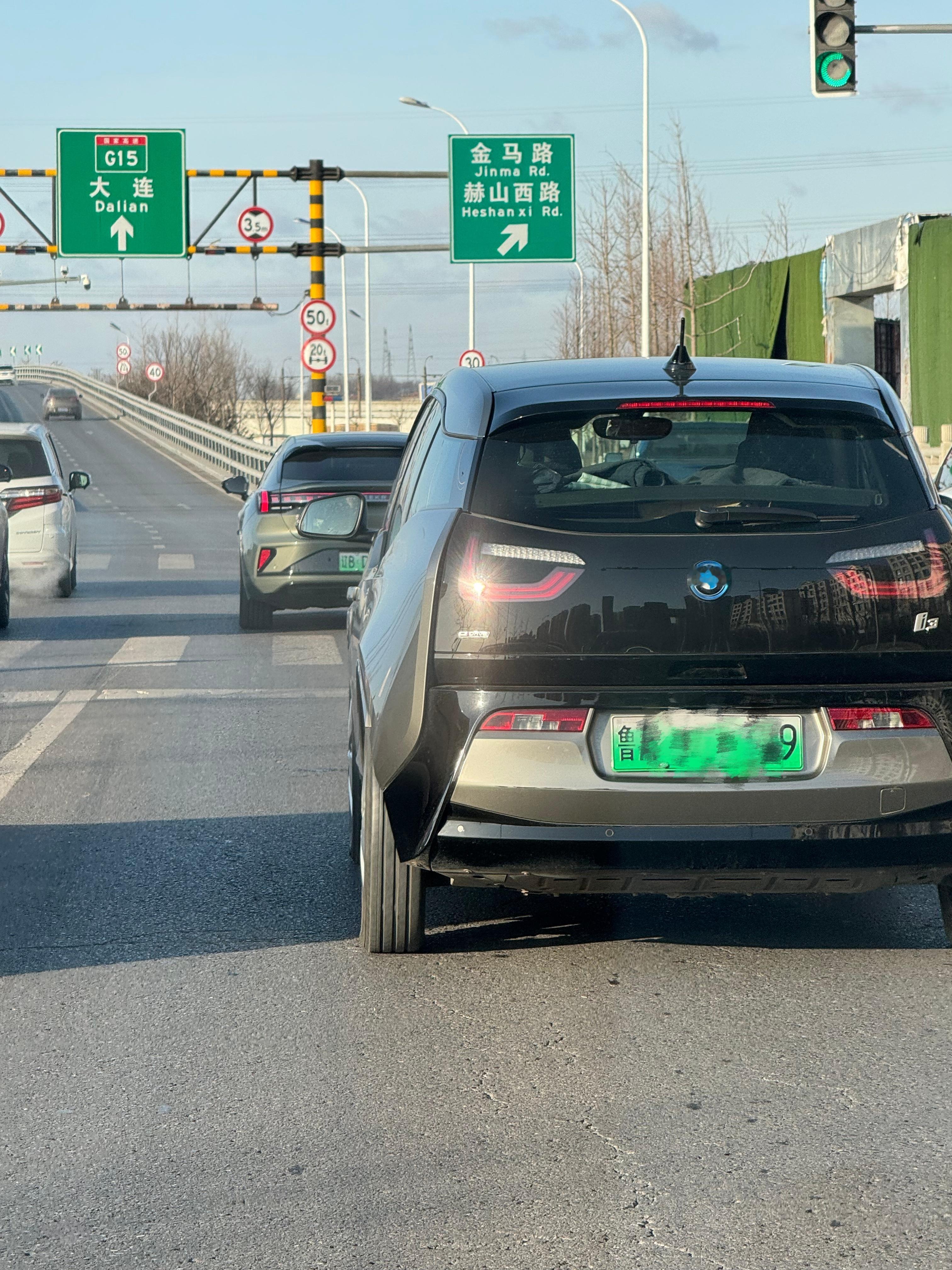 这个轮胎，是不是有点细