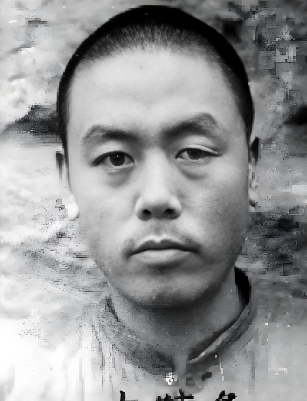 1955年四川乡下，农户夫妻争执不休，妻子情急之下扬言揭穿丈夫隐秘过往，直言如